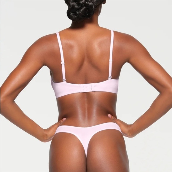 SKIMS Fits Everybody Unlined Demi Bra in Cherry Blossom size 32DDDD NWT - Picture 6 of 6